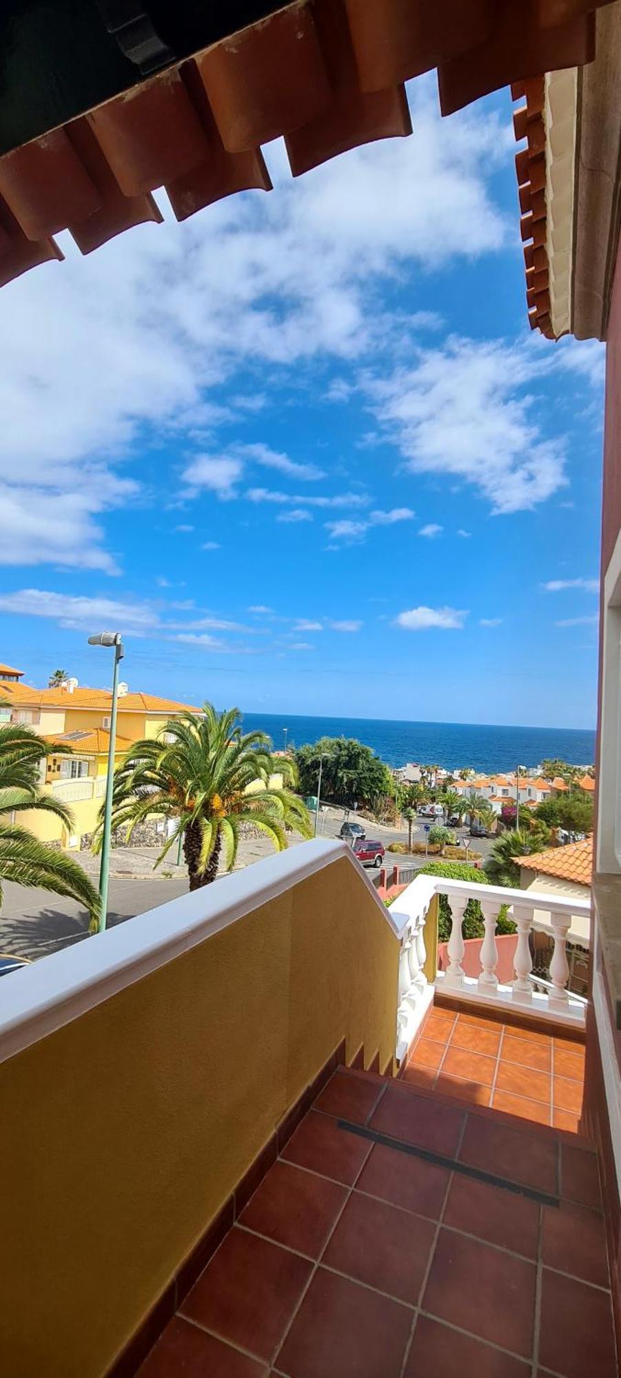 Puerto Cruz Near Beach Пуерто де ла Крус Стая снимка